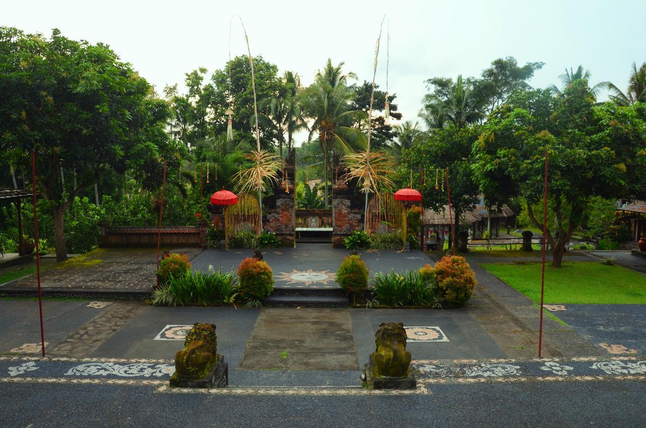 Puri Taman Sari Resort Tabanan  Exterior photo